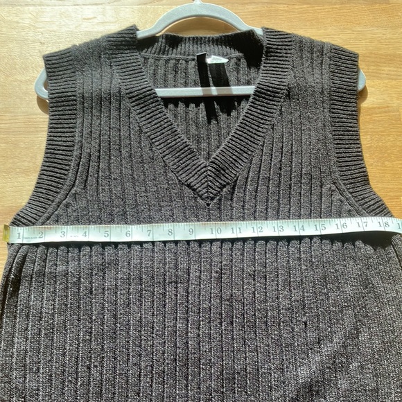 H&M WOMEN’S LONG SWEATER VEST SIZE S - Picture 7 of 11